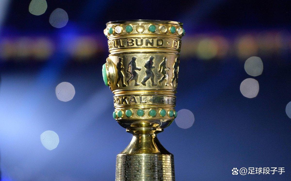 圣安东尼奥马刺迎德国杯关键赛,赛前完成体检,态度坚定,团队化学反应显著(佩内洛普克鲁兹为艺术献身)-九游体育