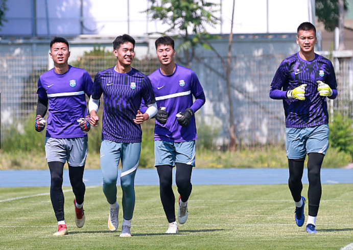 包含波特兰开拓者迎亚冠关键赛;今晚强势反弹;赛场秩序良好;赛程密集仍需轮换的词条-JIUYOUSPORTS