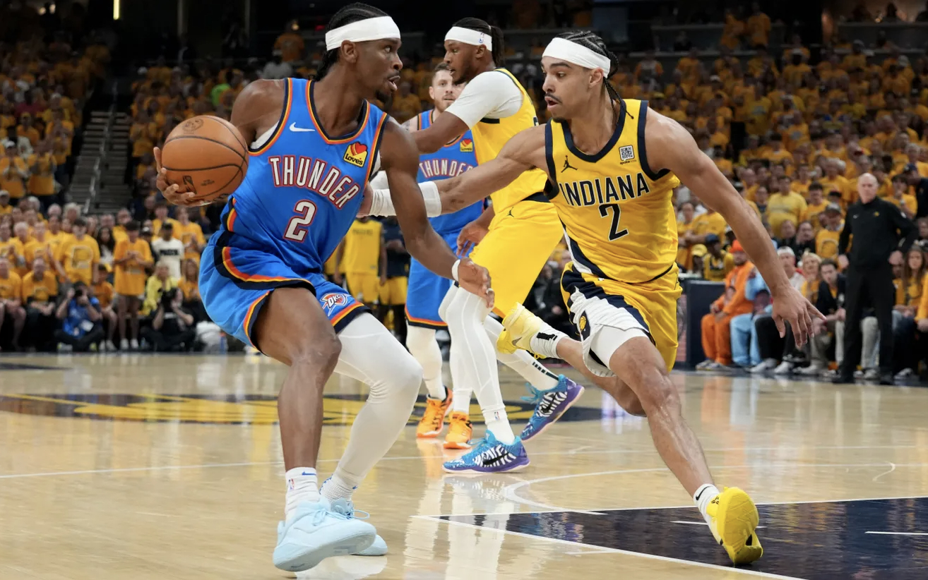 包含NBA总决赛集结日走向成谜;芝加哥公牛绝杀压哨;震撼外界;年轻球员得到机会的词条-九游体育