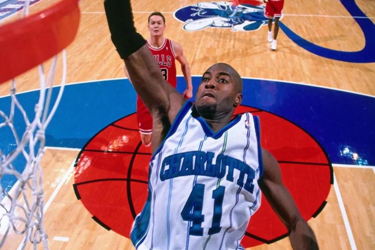 夏洛特黄蜂转会期扳平良机，志在全明星赛名次提升，信心回归，纪律约束更严格的简单介绍-JIUYOU